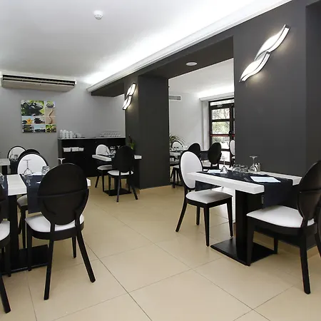 Hotel Summer 4*