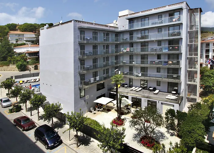 Hotel Summer 4*