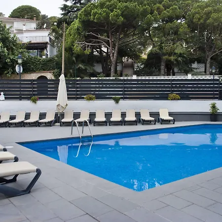 Summer Hotel